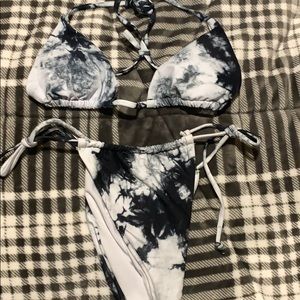 Black& white tie dye bikini